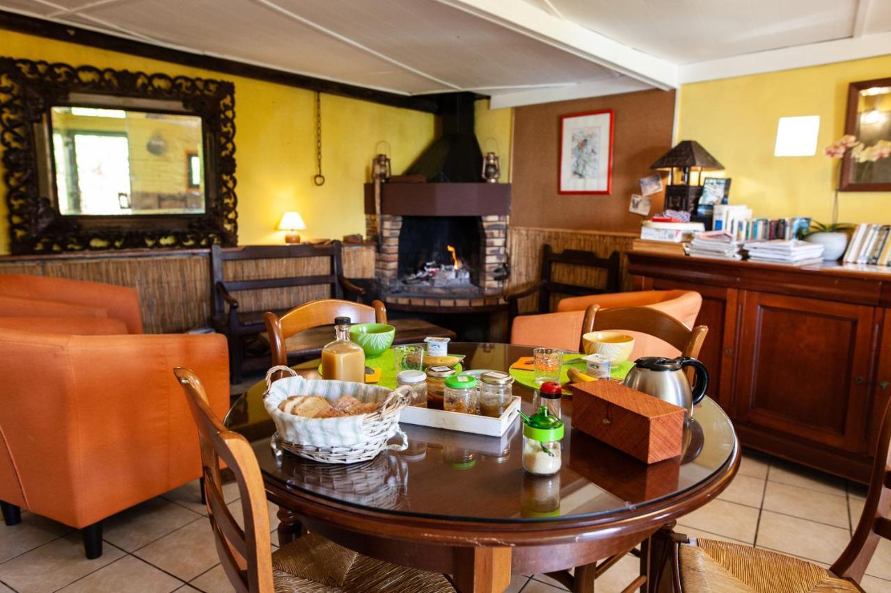 Relais Du Volcan Ла-Плен-де-Кафр Экстерьер фото